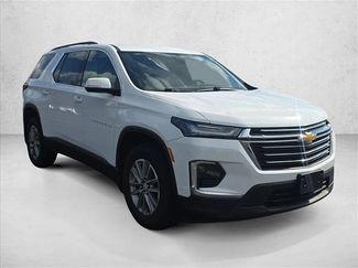 Used 2023 Chevrolet Traverse LT video 3