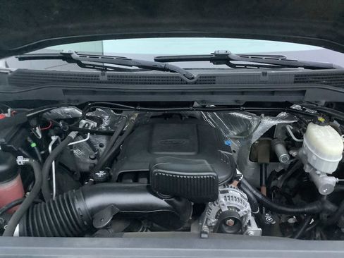 Used 2018 GMC Sierra 2500 Denali w/ Suspension Package, Off-Road image 8