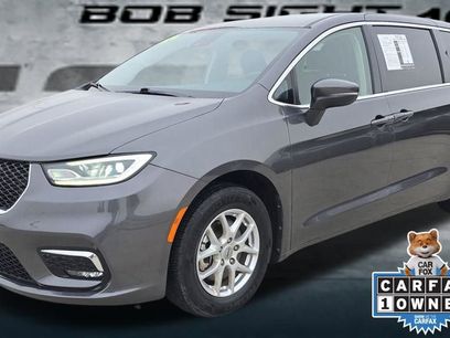 Used 2023 Chrysler Pacifica Touring-L