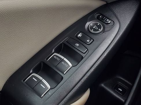 Used 2019 Honda Accord LX image 8