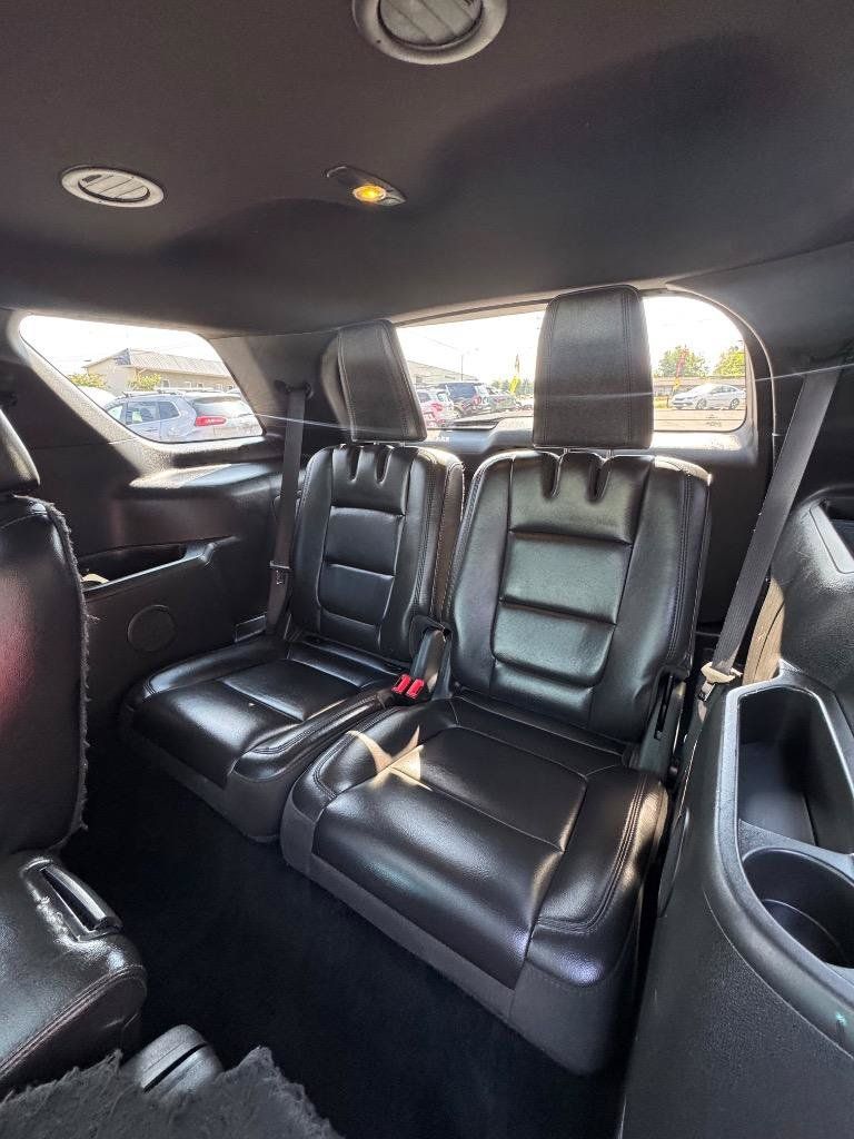 Used 2013 Ford Explorer XLT FWD image 22