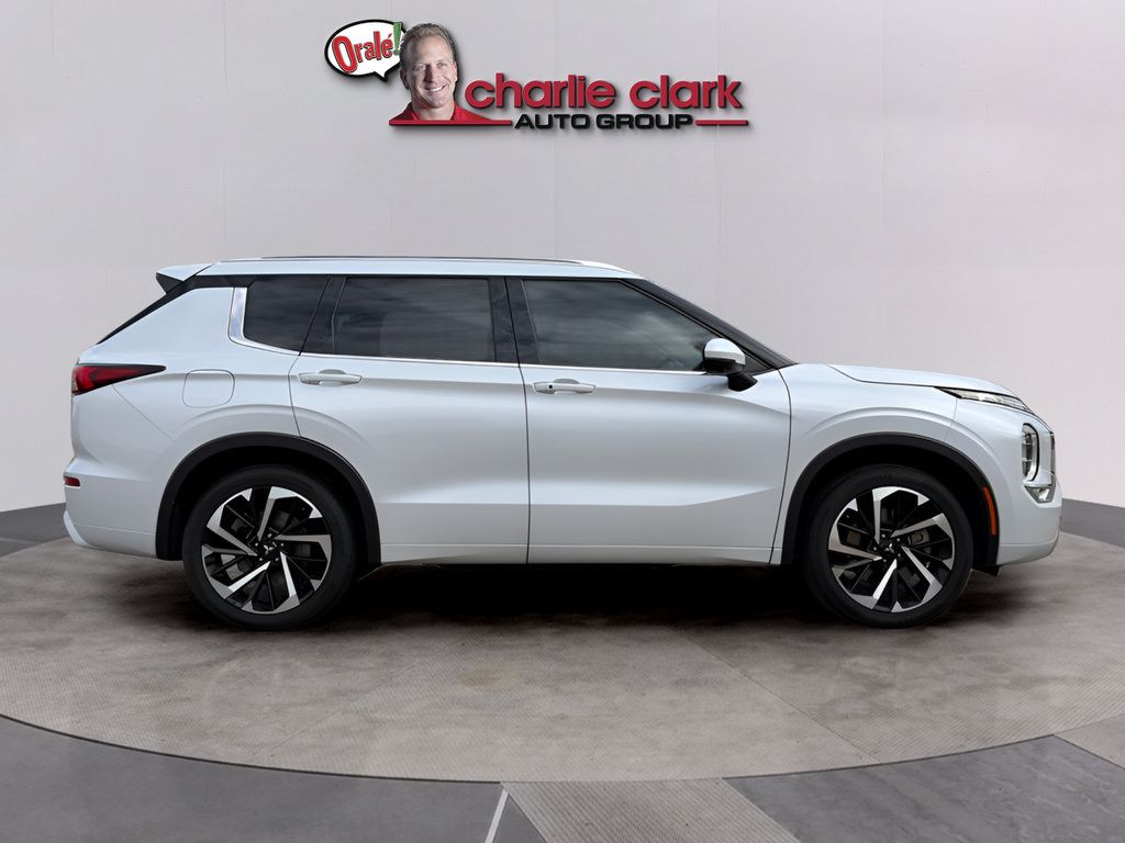 Used 2022 Mitsubishi Outlander SEL FWD image 6