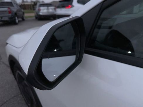 Used 2025 Kia K4 EX image 19