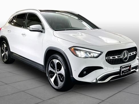 Used 2024 Mercedes-Benz GLA 250 4MATIC image 3
