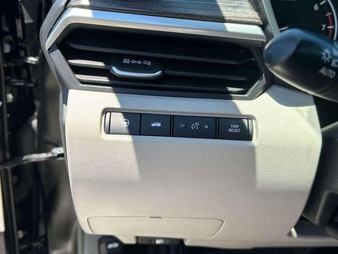 Used 2019 Nissan Altima 2.5 SL AWD/4WD image 21