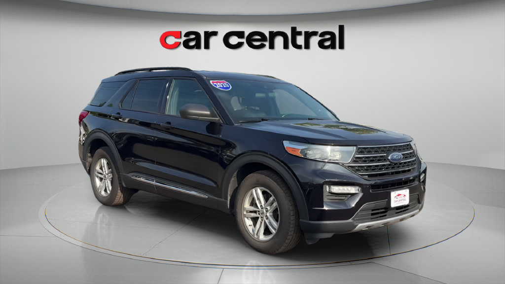 Used 2020 Ford Explorer XLT w/ Equipment Group 202A AWD/4WD image 7