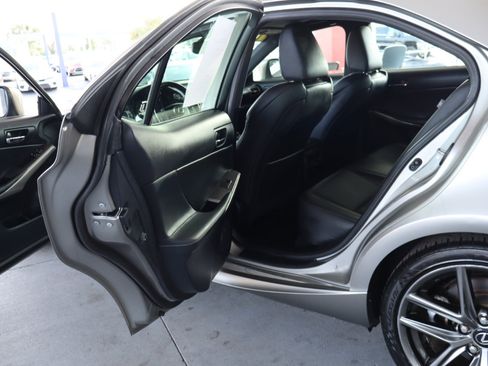 Used 2016 Lexus IS 300 AWD image 29