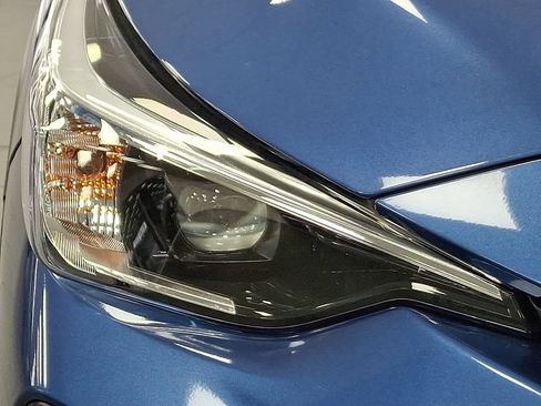 Used 2025 Subaru Crosstrek 2.0i w/ Crosstrek Mirror Package AWD/4WD image 12