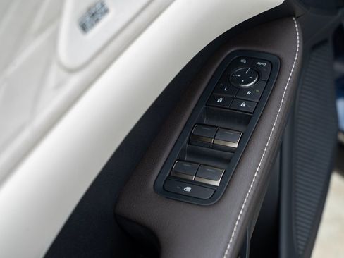 New 2026 Lexus RX 450h Luxury image 31