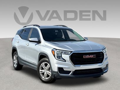 Used 2022 GMC Terrain SLE w/ Driver Convenience Package