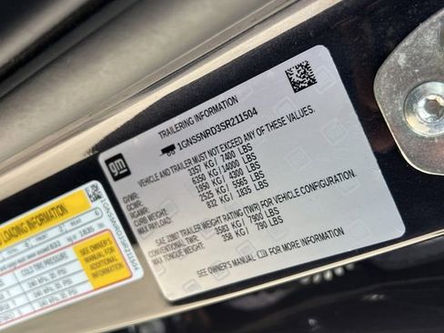 Used 2025 Chevrolet Tahoe LT image 38