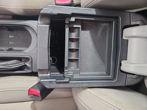 Used 2017 Subaru Forester 2.5i Limited image 27