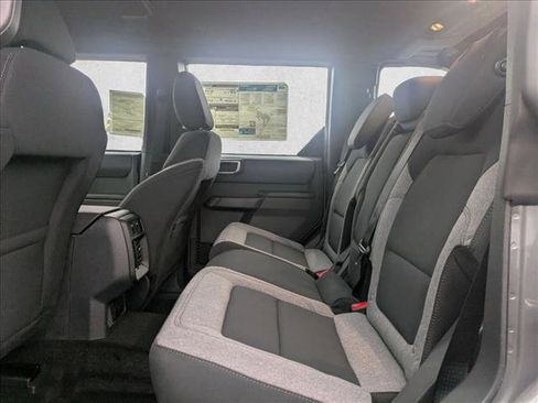New 2025 Ford Bronco 4-Door AWD/4WD image 15