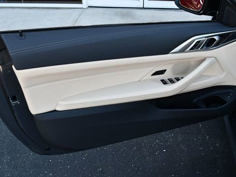 Used 2022 BMW 430i Convertible w/ M Sport Package image 11