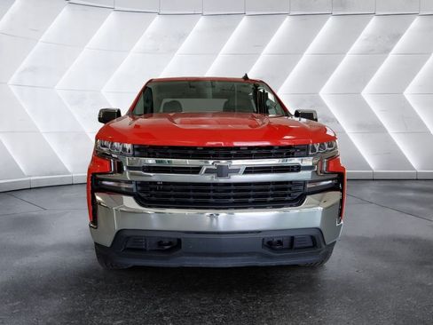 Used 2022 Chevrolet Silverado 1500 LT w/ Bed Protection Package AWD/4WD image 2
