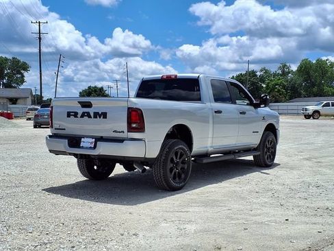 New 2026 RAM 2500 Big Horn AWD/4WD image 21