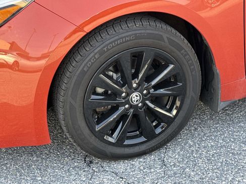 Used 2023 Toyota Corolla SE w/ SE Premium Package image 29