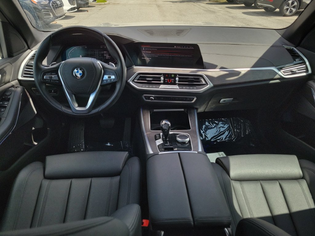Used 2022 BMW X5 sDrive40i w/ Premium Package RWD image 23
