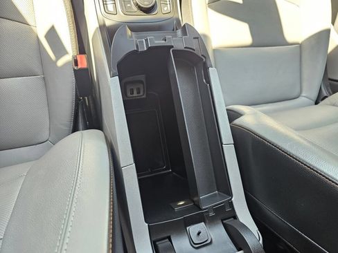 Used 2019 GMC Terrain SLT w/ Preferred Package AWD/4WD image 26