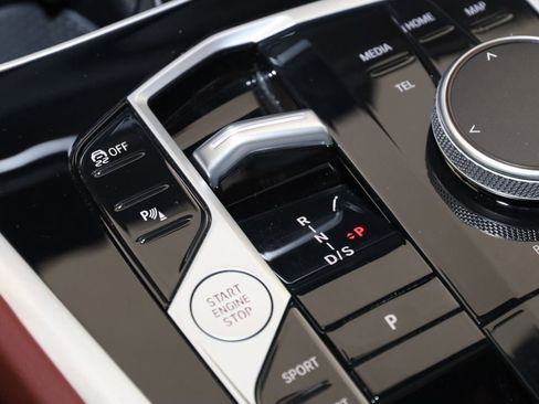 Used 2024 BMW X6 xDrive40i image 7