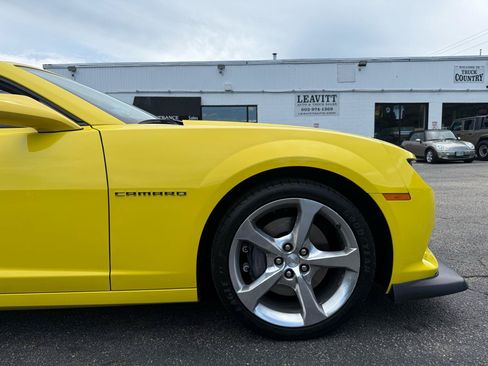 Used 2015 Chevrolet Camaro SS w/ RS Package RWD image 18