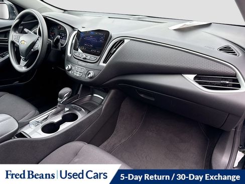 Used 2024 Chevrolet Malibu LT FWD image 36