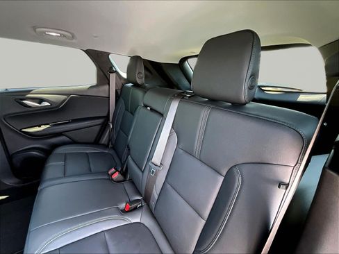 Used 2021 Chevrolet Blazer LT FWD image 22