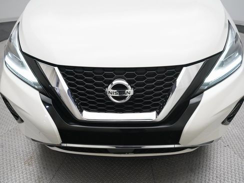 Used 2019 Nissan Murano SV w/ Premium Package image 21