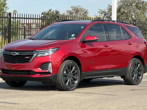 Used 2023 Chevrolet Equinox RS w/ RS Leather Package AWD/4WD image 10