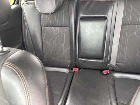 Used 2019 Chevrolet Trax LT w/ LT Convenience Package image 29