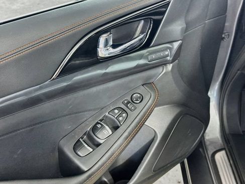 Used 2023 Nissan Maxima SR w/ Sport Mat Group FWD image 22