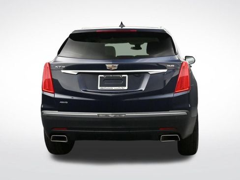 Used 2017 Cadillac XT5 Luxury w/ Driver Awareness Package AWD/4WD image 4