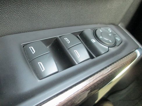 Used 2019 Chevrolet Silverado 1500 LT w/ All-Star Edition image 22