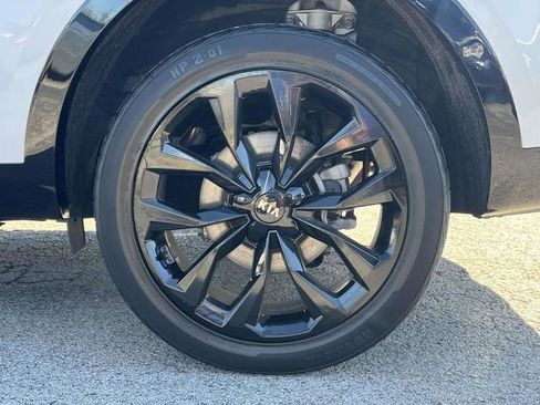 Used 2021 Kia Sorento SX image 11