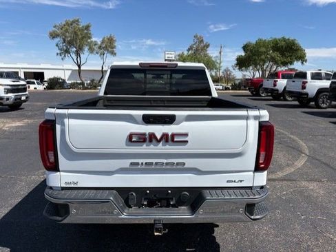 Used 2021 GMC Sierra 1500 SLT RWD image 4
