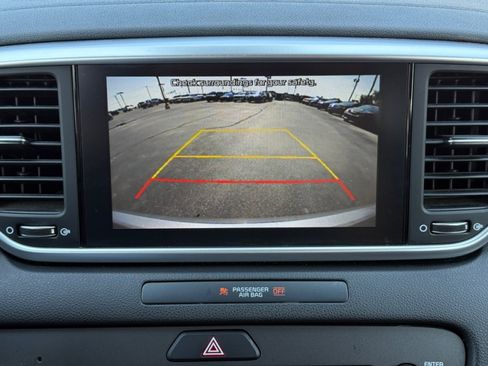 Used 2022 Kia Sportage LX image 26