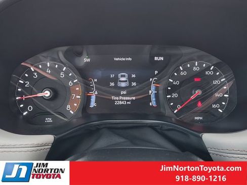 Used 2025 Jeep Compass Limited AWD/4WD image 17