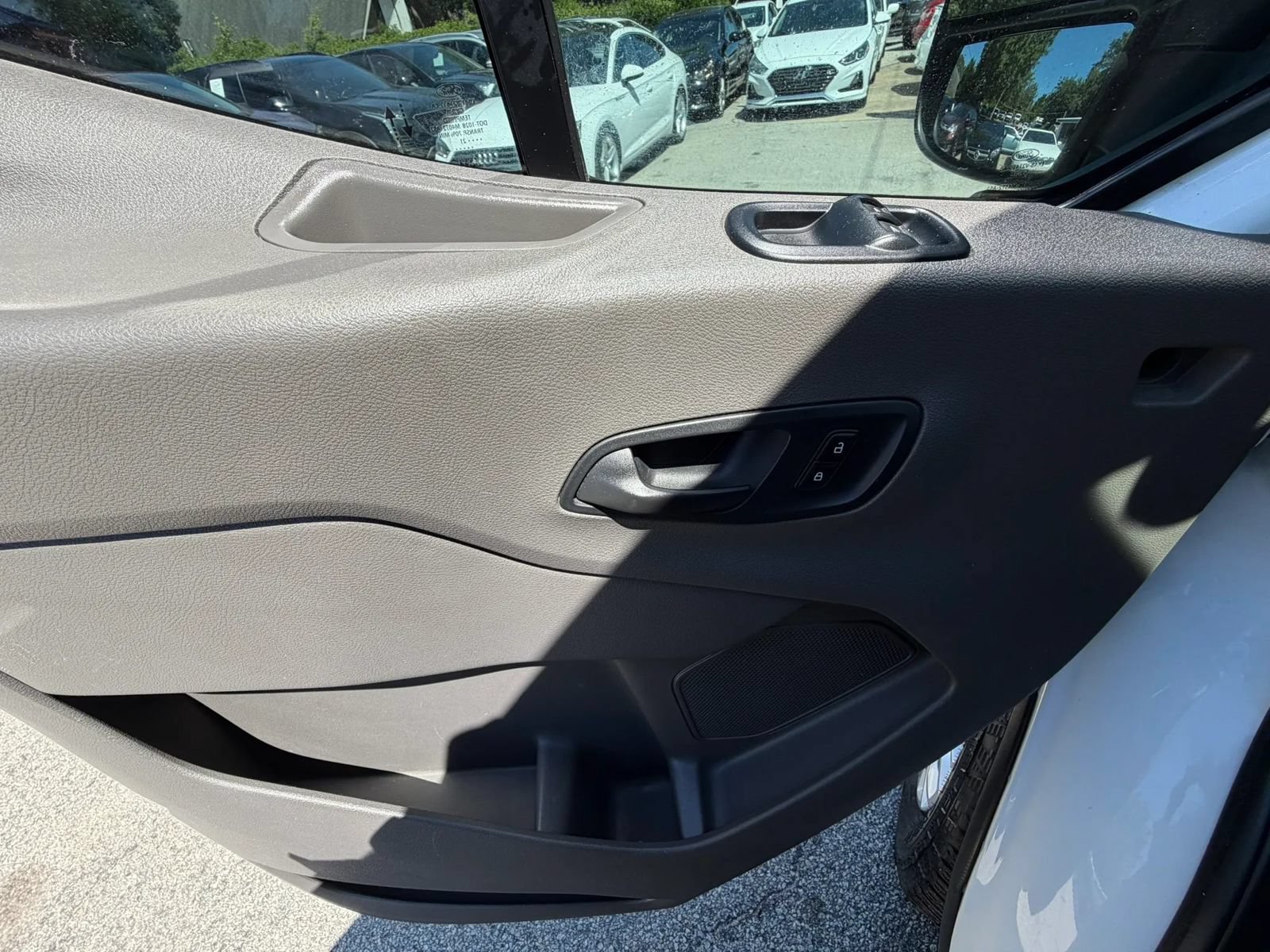Used 2021 Ford Transit 350 XLT RWD image 9