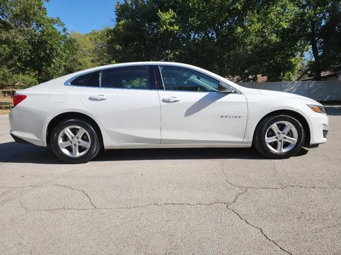 Used 2023 Chevrolet Malibu LS FWD image 9