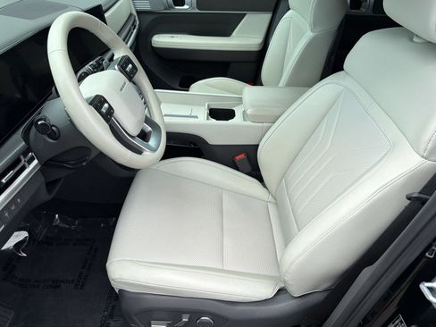 Used 2026 Hyundai Santa Fe SEL AWD/4WD image 5