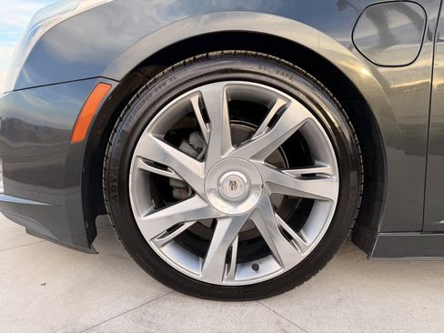 Used 2014 Cadillac ELR w/ Luxury Package image 12