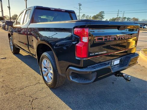 Used 2021 Chevrolet Silverado 1500 Custom image 6