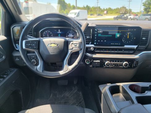 Used 2024 Chevrolet Silverado 1500 LT w/ Protection Package AWD/4WD image 13