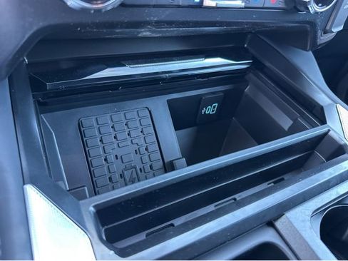 New 2026 Ford F250 Platinum w/ Tremor Off-Road Package image 33