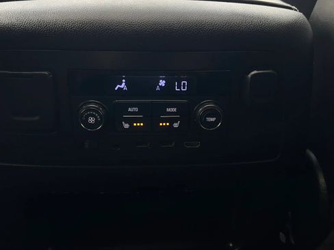 Used 2020 GMC Yukon XL Denali w/ Open Road Package image 34