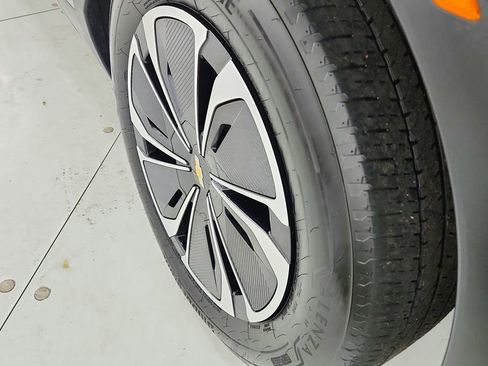 Certified 2024 Chevrolet Blazer EV LT image 33