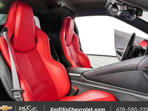 Used 2024 Chevrolet Corvette Stingray Preferred Cpe w/ Stealth Interior Trim Package RWD image 17