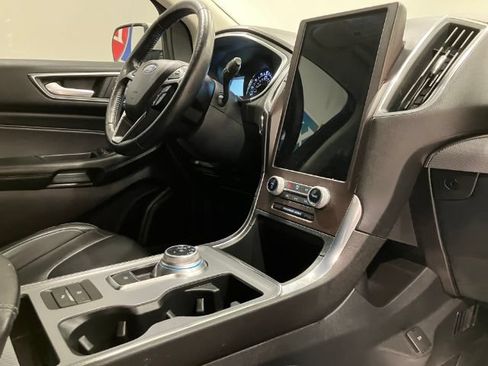 Used 2021 Ford Edge Titanium AWD/4WD image 24