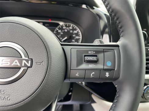 New 2025 Nissan Pathfinder SL image 20