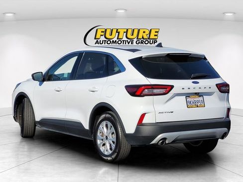 Used 2024 Ford Escape Active image 8